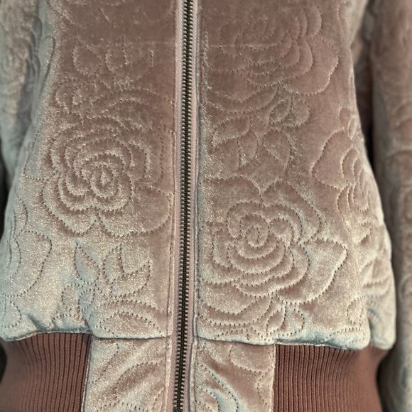 The Fifth Label Velvet Bomber Jacket Pink Roses Size S Women's - Picture 4 of 7